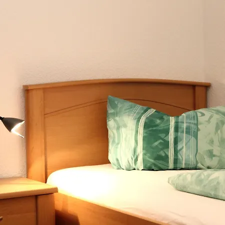 Niemeier Apartment *